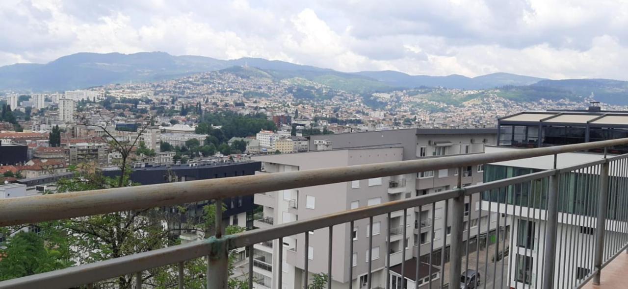 דירות Beautiful View Of Sarajevo Center מראה חיצוני תמונה